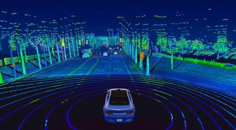 Công nghệ LiDAR và camera giúp xe tự lái "nhìn" và phản ứng với thế giới xung quanh